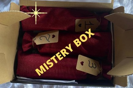 Immaginbe pacchetto mistery box vini rossi strutturati 