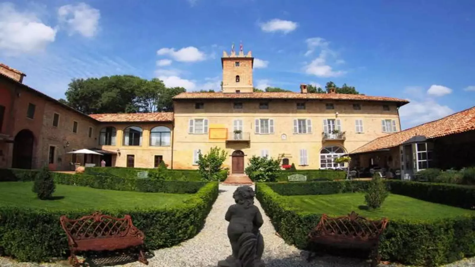 Visit to the Wine Museum and Aging Cellars – Image 2